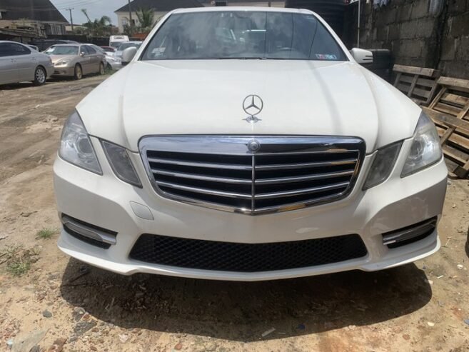 Clean Mercedes Benz E350 white