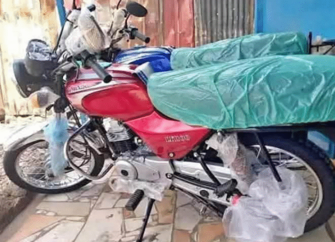 Bajaj Boxers