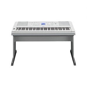 Yamaha Yamaha DGX 650 Digital Piano