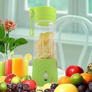 Generic Portable Electric Juice Cup (Rechargeable Mini Blender/ Fruit Extractor Squeezer/DIY)- Multicolour